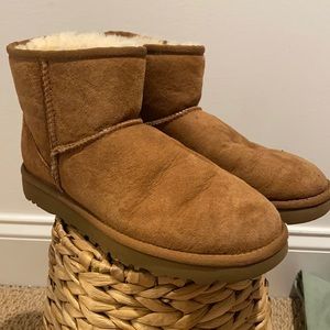 Chestnut mini ugg